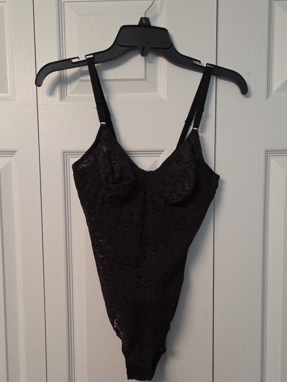 Bali Black Lace Shaping Bodysuit w/Adjustable Straps & Built in Bra, 36C Large